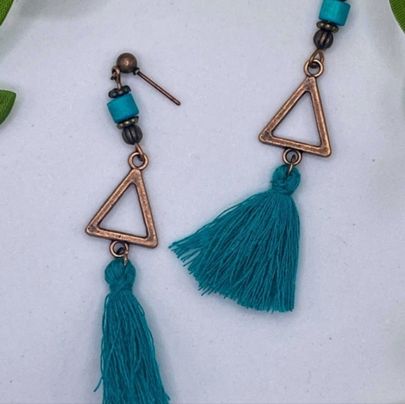 NEW BoHo Bronzed Turquoise Earrings - Picture 5 of 5